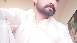 Min ny song ki lipsing ki hy