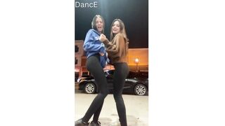 DancinG GirlS