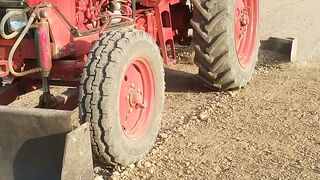 tractor