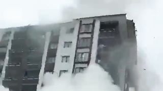 2 powerful earthquake rocks Turkey! 7.8 and 7.5 earthquake damage thousands of buildings
