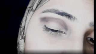 Eye makeup Blue diamond glitter