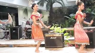 Traditional Dance - Ngajat Iban from Sarawak