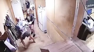 приведение дома )))бухарики алкашаы