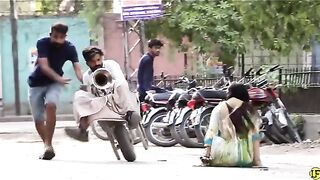 Horn prank .iamprankstar