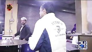 انڈے بناتے، جانی انڈہ پہلے ہی کھا گیا
