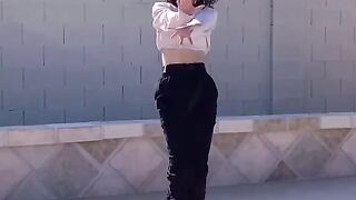 Dance ????