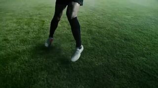 Лучшие футбольные финты
