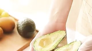 Amazing Kitchen Gadgets | 3 In 1 Avocado Slicer Shea Corer Butter Fruit Peeler Cutter