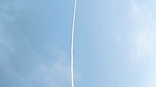Flying Aeroplane ????????????