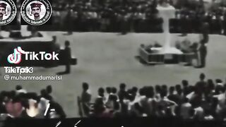 Pakistani Soye hoe qoam