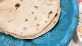 Breakfast ready is so yummy. Breakfast ready