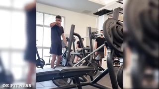 When Guys Try To Help Girls At The Gym