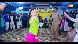 Ay Ahde him-chan baho sohna ay, Beautifull punjabi Song, Mehak Malik