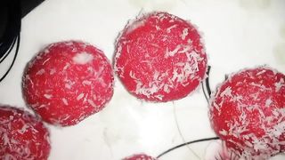 Coconut Laddu Recipe -  Nariyal Ladoo Recipe - Coconut Laddu Recipe By Noreen Siddique Food