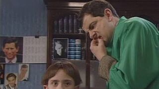 Mr.BEAN AT BARBER'S SHOP VERY FUNNY VIDEO CLIP