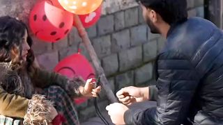 Door tuj Mai rahai k kya kro