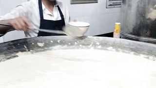 Doodh Jalebi, Best Street Food, Hot Milk Jalebi