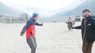 Gilgitii dance
