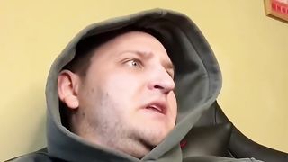 Жиза-когда-братишка-просит-телефон-short_176.