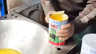 Jeelay ny 1 din may 3 Khanay Iga diye Olive oil ya Desi Ghee A Pake