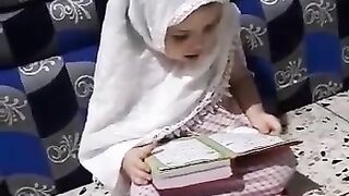 cute baby girl talawatQURAN PAK