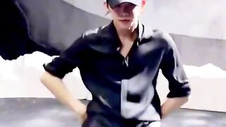 Yeonjunnieeee So COOL<3