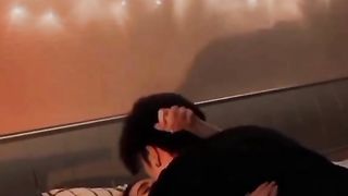 Kiss ????????