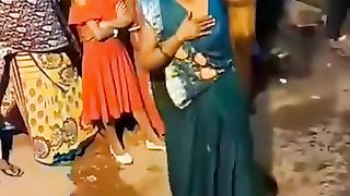 Viral videos Indians sister