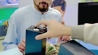 New mobile unboxing