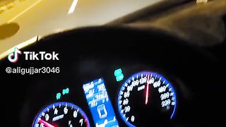 Dubai  road full masti