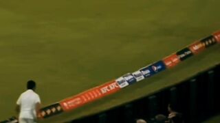 Peshawar Zalmi VS Karachi Kings