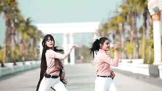 New tiktok dance 2023