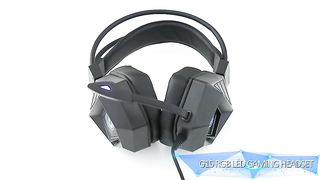 The New Gradient Color Headphone Is Colorful