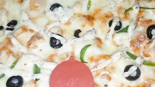 XL size pizza