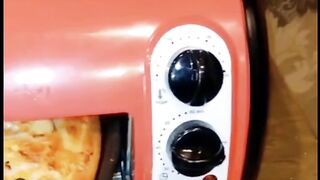 Pizza maker