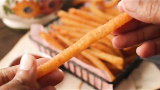 Crispy potato fries