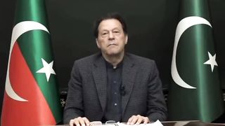پی ٹی آی چیر مین عمران خان کا قوم سے خطاب !