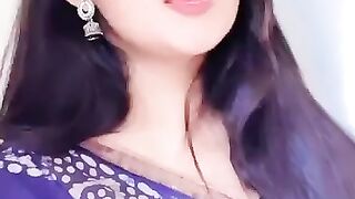 #followme#shaziakhan #follomeshaziakhan#treansingreels #viralpost #shaziakhan#followme viral