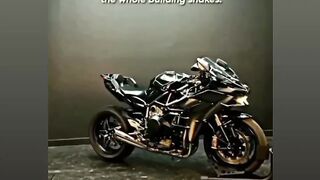 Kawaskhi ninja h2r bike