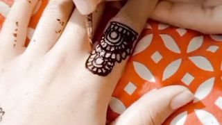 Simple and beautiful back hand mehndi designs #ARTCrafts