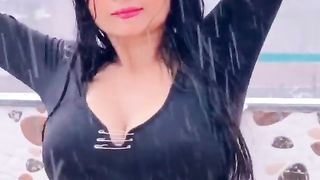 Beautiful girl dance
