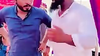 Waleemy pe Molve kay sath Game Laga tha