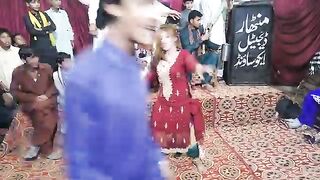 #Mandi da Dhola - Zoya khan - New super Hit Song - Latest Dance.