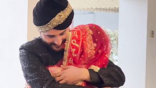 Emotional groom love for bride????
