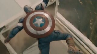 Avengers : Age of Ultron - Captain America vs Ultron -