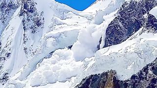 Avalanche seen from k2