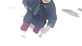 Little boy playing with ❄SNOW
