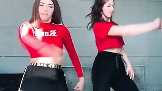 dikorneli dance