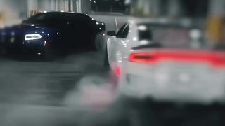 Dodge Challenger SRT HELLCAT DRIFTING