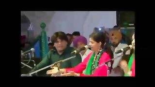 NOORAN SISTERS -- MERA YAAR HE - NAKODAR MELA - NEW LIVE PERFORMANCE 2015